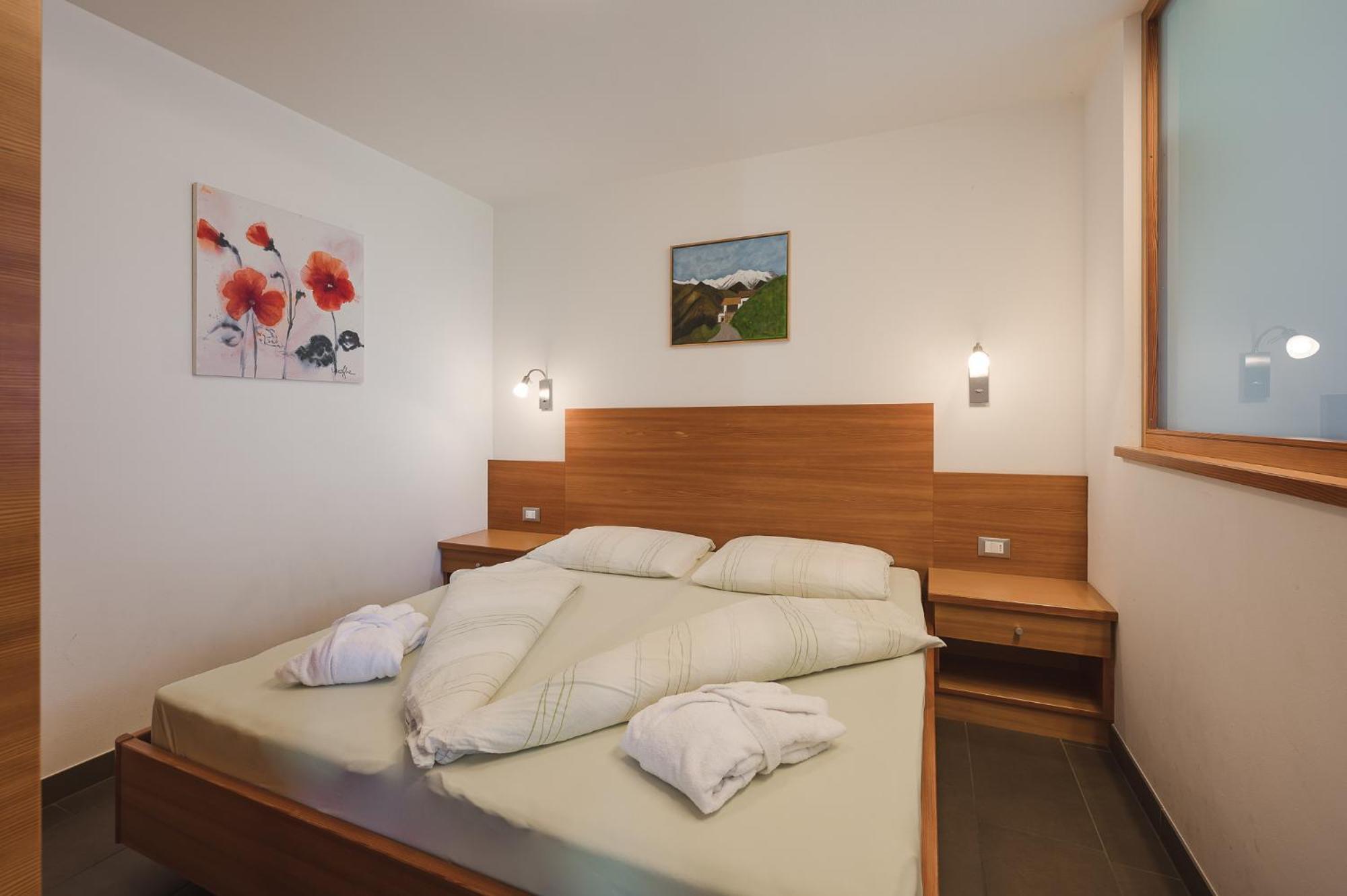 Hotel - Appartements Schmied Hans Scena Habitación foto